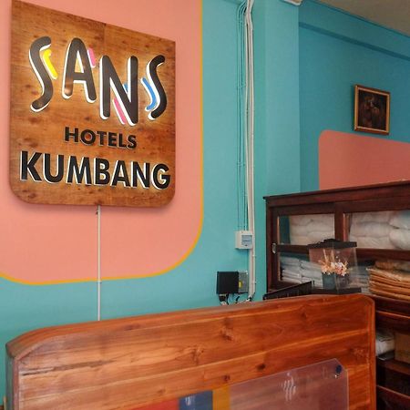 Sans Hotel Kumbang Yogyakarta By Reddoorz Eksteriør billede