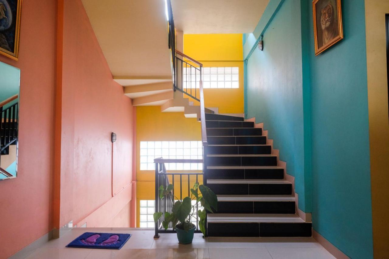 Sans Hotel Kumbang Yogyakarta By Reddoorz Eksteriør billede