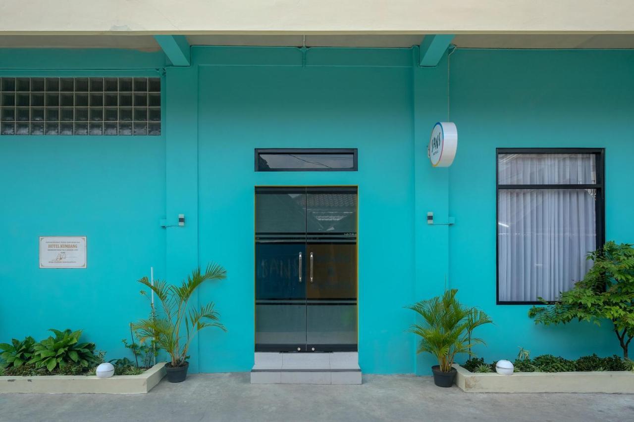 Sans Hotel Kumbang Yogyakarta By Reddoorz Eksteriør billede