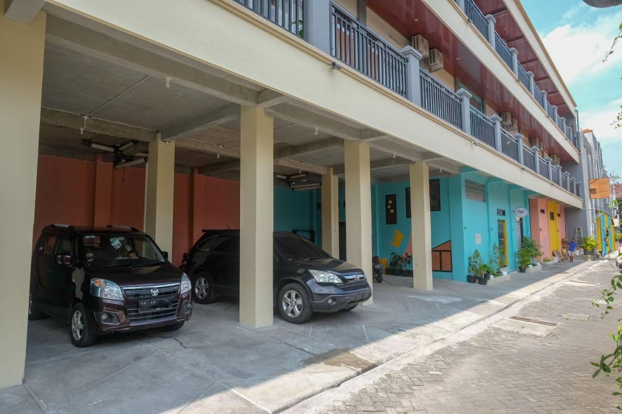 Sans Hotel Kumbang Yogyakarta By Reddoorz Eksteriør billede