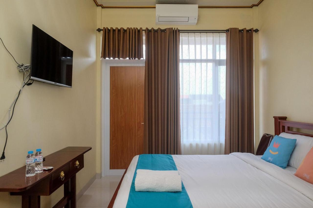 Sans Hotel Kumbang Yogyakarta By Reddoorz Eksteriør billede