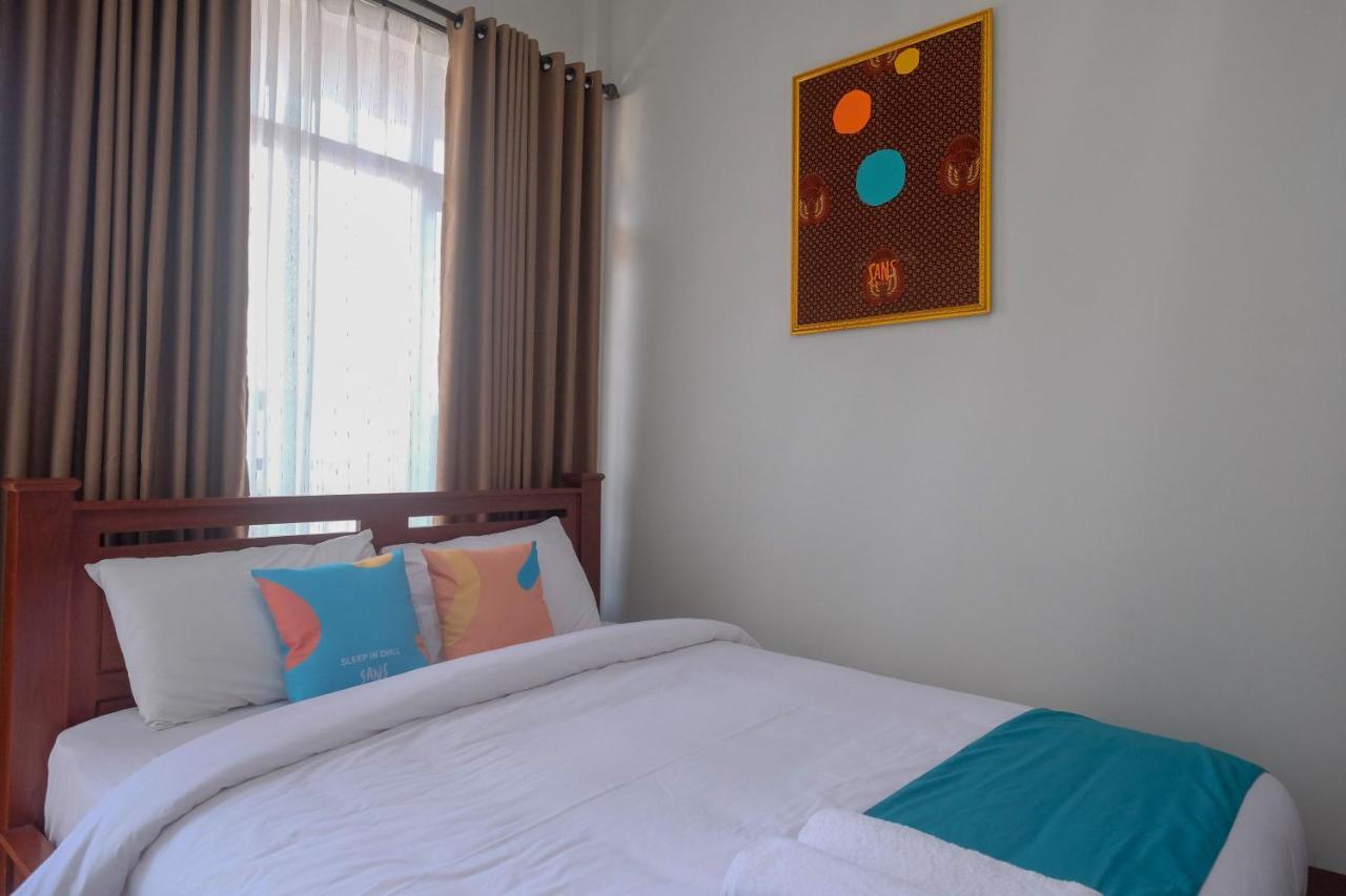 Sans Hotel Kumbang Yogyakarta By Reddoorz Eksteriør billede